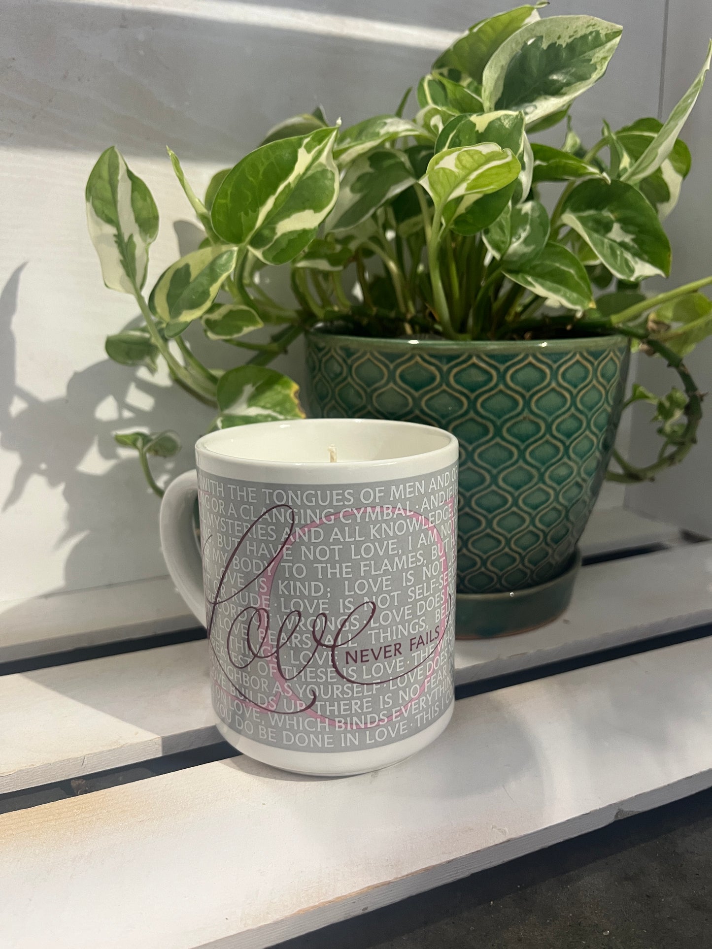 Lovespell - Love never fails Candle